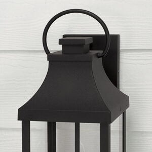 Bradford Medium Wall Lantern